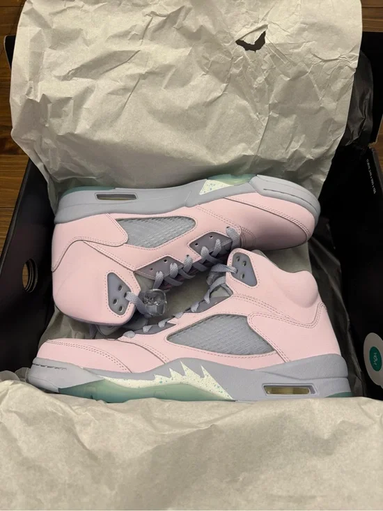 Jordan Men’s Retro 5 Shoes Pink Gray Mint
