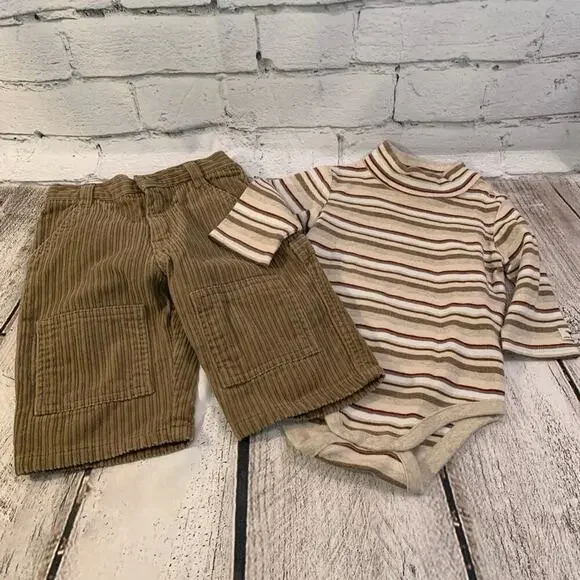 JANIE AND JACK Boy’s 2 Piece Turtleneck Onesie and Corduroy Pants / Size: 3-6 Mo