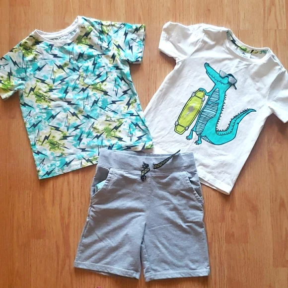 Tommy Bahama 3-piece matching Boy's Set 4T