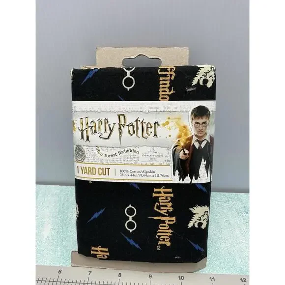 Harry Potter Gryffindor Black 100% Cotton Woven Fabric-1 Yard X 44