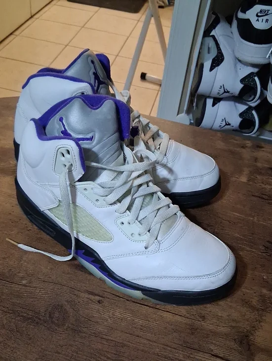 Jordan Men’s White and Purple Basketball High-Tops