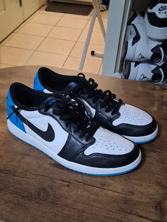Jordan Men’s Low-Top Sneakers - Black White Blue