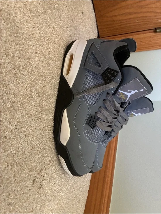 Air Jordan Retro 4 “cool grey” (like for a discount)