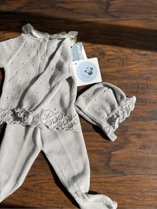 NWT Juliana Spanish Knit 3-Piece Baby Set 1M