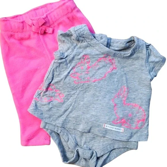 Gap‎ Beatrix Potter Flopsy Bunnies Onesie Shirt and Pants 0-3M