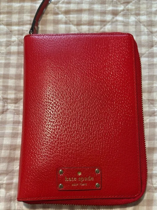 Kate Spade Red Pebbled Leather Zip Wesley Organizer