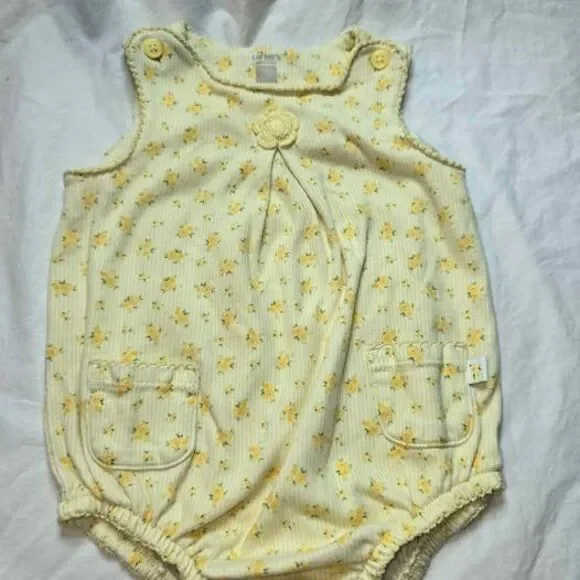 Vintage Carter's baby 9 months super cute yellow roses summer outfit romper