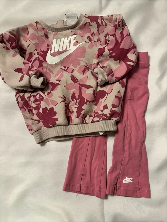 Nike Girls Pink Floral Sweatshirt with Solid Pink Leggings Set