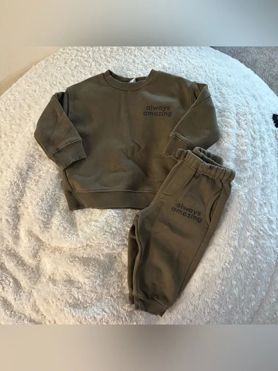 Zara Crewneck Set