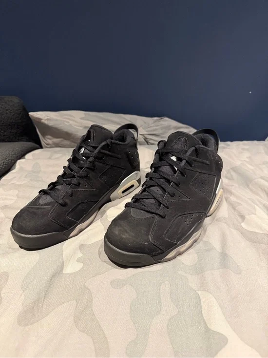 Jordan Men's Black Suede Basketball Sneakers no box
