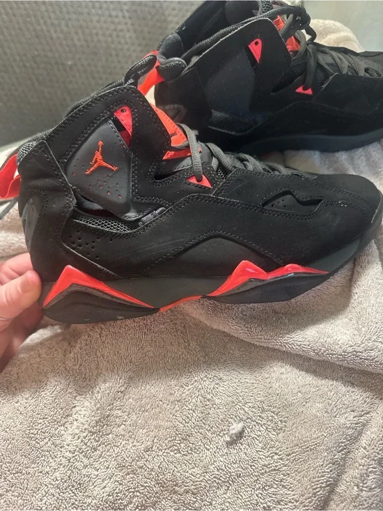 Air Jordan 7 Black Infrared 2014 Men’s Size 8 Women’s Size 10