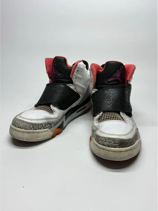 Size 9.5 - Jordan Son of Mars Hot Lava 2015 512245-105 White Black Pink