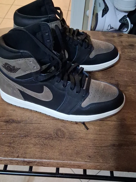 Jordan Retro High Top - Black & Brown