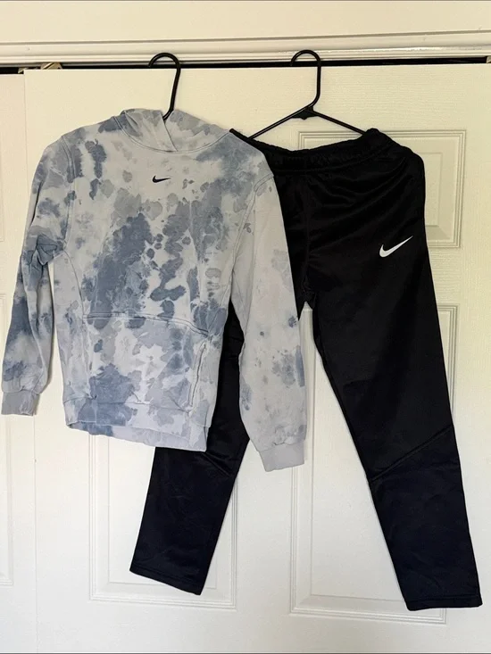 Nike Kids Tie-Dye Hoodie & Black Joggers Set - Gray/Black