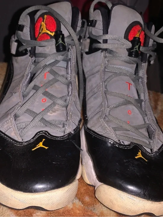 Jordan Men’s Gray, Black and Red Retro Basketball Sneakers
