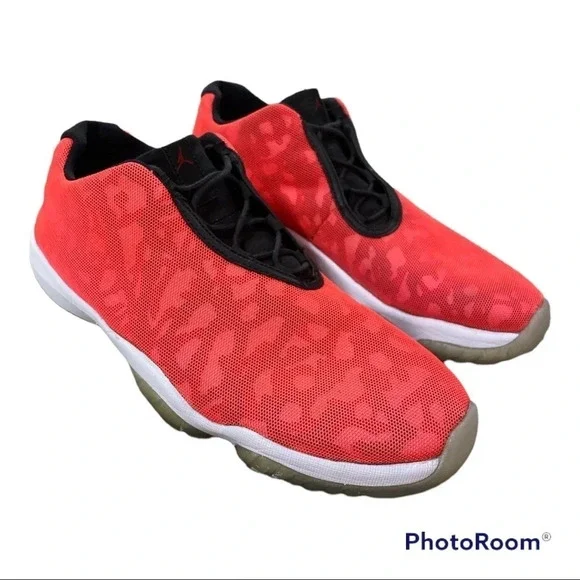 NIKE Air Jordan Future Low 'Pink Camo' mens size 11 style 718948-622