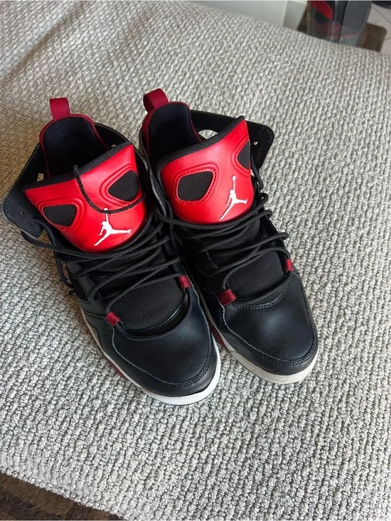 Air Jordan Flight Club ‘91 “Bred” – Men’s Size 8 red and black