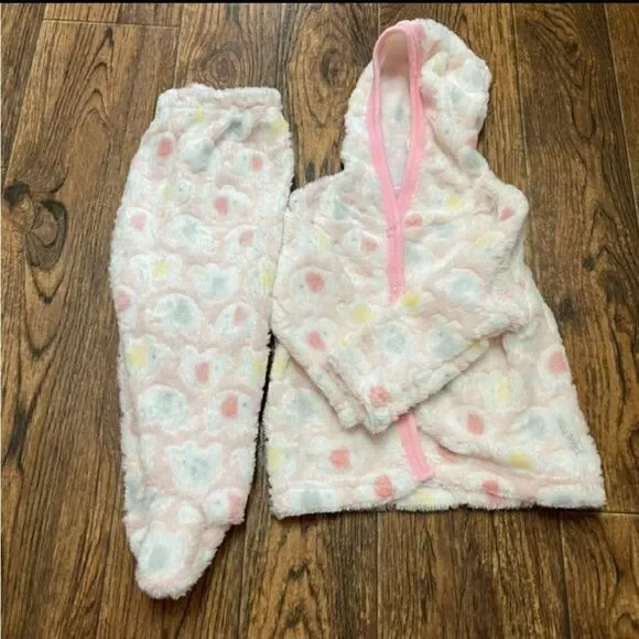 NWOT Infant Fuzzy Elephant 2 Pc Outfit Sz 3-6 Mos