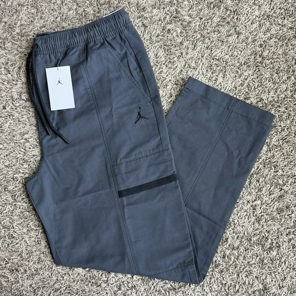 Nike Air Jordan Essentials Woven Cargo Pants Men Size Large Black FN4539-010 NEW