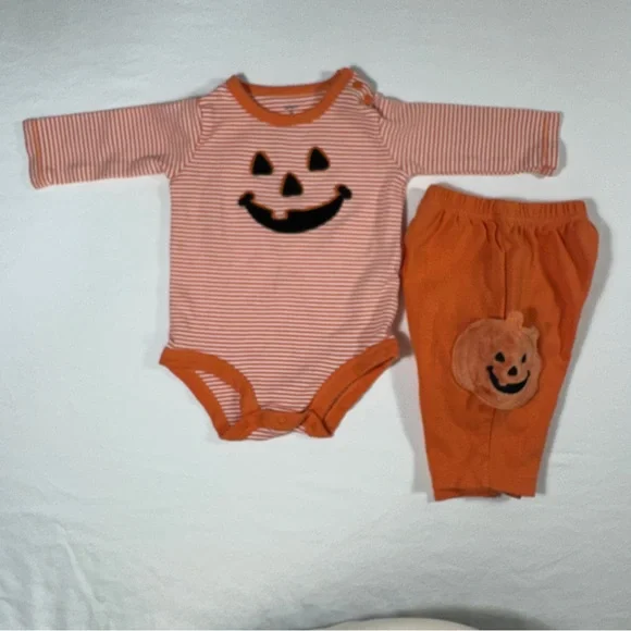 Carters 3 MonthPumpkin Halloween Outfit‎ for Kids