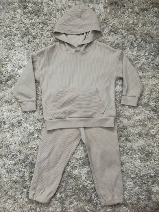 Cat & Jack Beige Ribbed Hoodie and Jogger Set