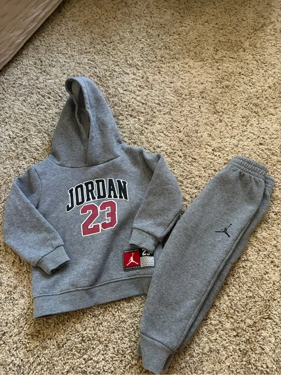 Jordan Kids' Gray 23 Hoodie & Jogger Set