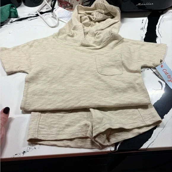Cat & Jack Cream Hooded Short Set