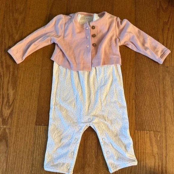 NWT Carter's Pink and White Baby Outfit Girls Size 3M