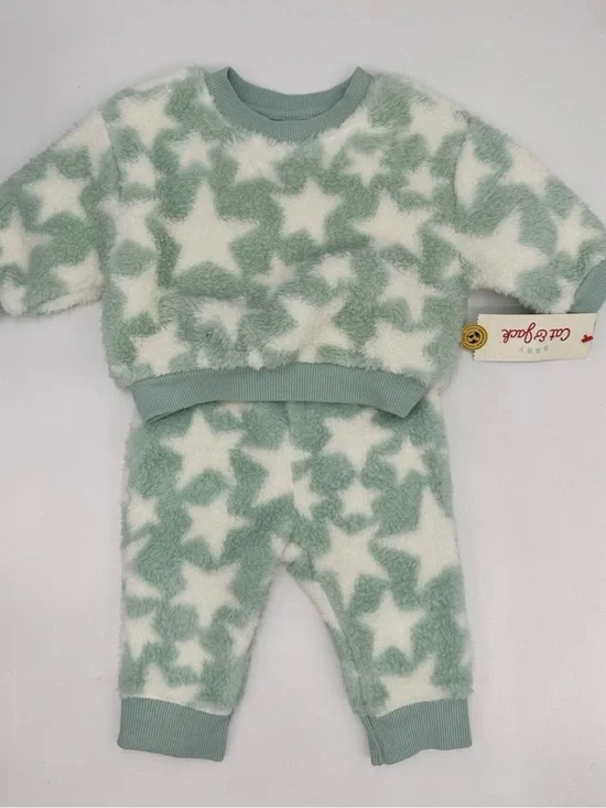 Cat & Jack Green and White Star Plush Kids Matching Set