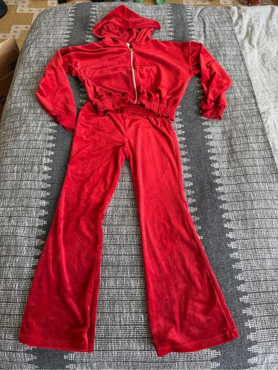 Jessica Simpson Kids Red Velour Hoodie & Flared Pants Matching Set