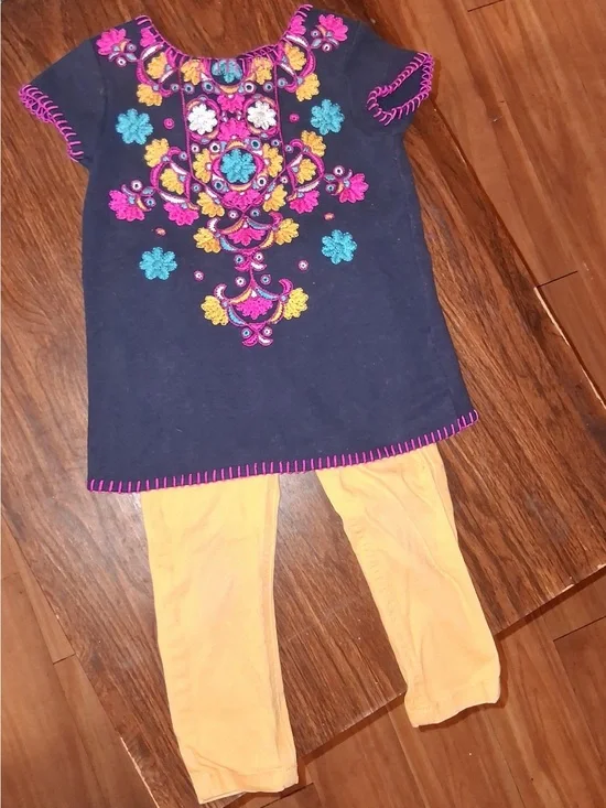 OshKosh B'gosh Navy Top with Pink Stitching