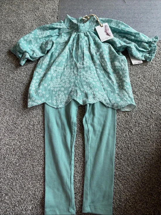 Jessica Simpson girls’ 2 piece set
