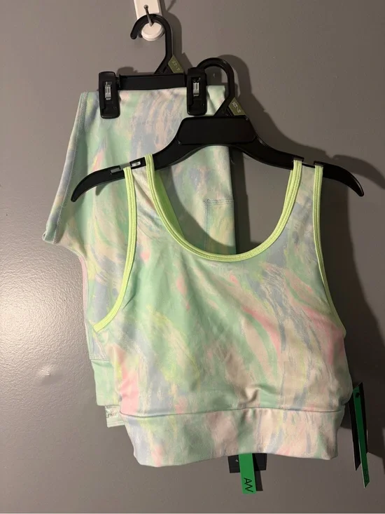 Pastel Marble Print Sports Bra and Leggings Set - Mint, Pink, Lavender