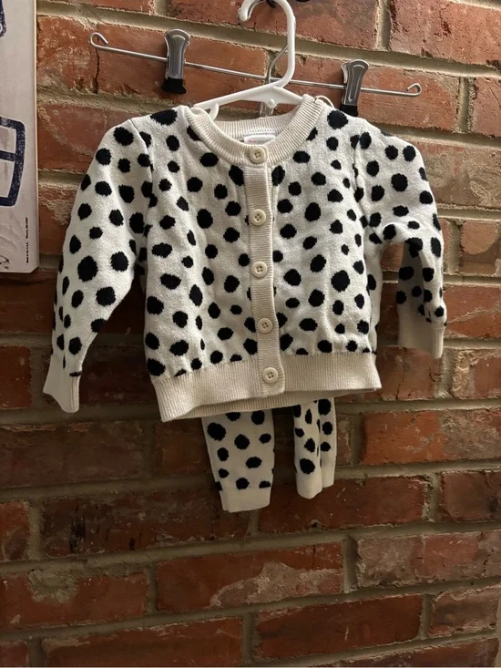 Hanna Andersson Cream Cardigan and Pants Set with Black Polka Dots 6-12 months