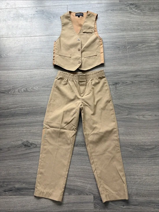 Kenneth Cole Boys 2-Piece Dress Vest & Pants Set | Size 4T | Classic Tan
