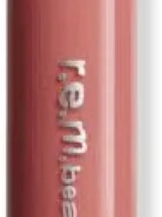 R.E.M Beauty On Your Collar - Plumping Lipgloss in Scrunchie