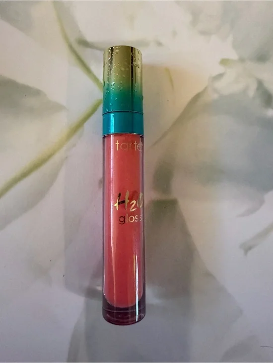 tarte H2O Gloss Lip Gloss - swatched once