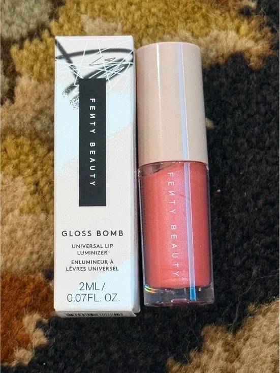 Fenty Beauty Gloss Bomb Universal Lip Luminizer - Fussy 02, 2ml