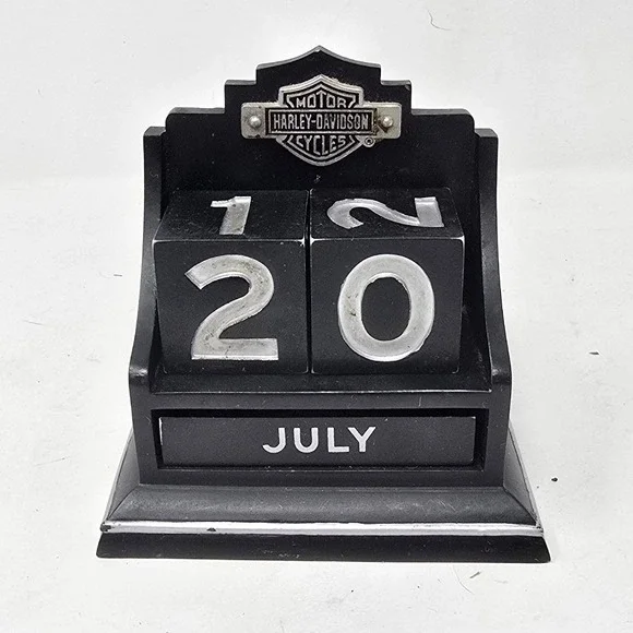 Vtg Harley Davidson perpetual desk calendar Hallmark 2003 Bar Shield Logo