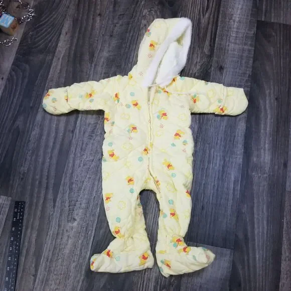 Vintage 1970's Walt Disney‎ Productions Pooh Toddler One Piece Size (S) Has Tear