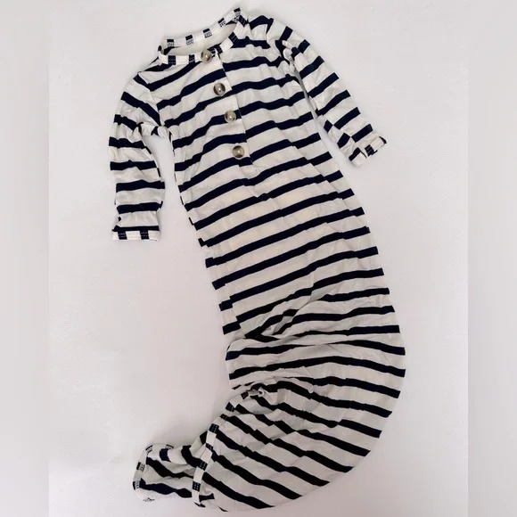 COHEN Newborn Knotted Gown - Lou Lou & Company‎ Cream White & Navy Blue Stripes