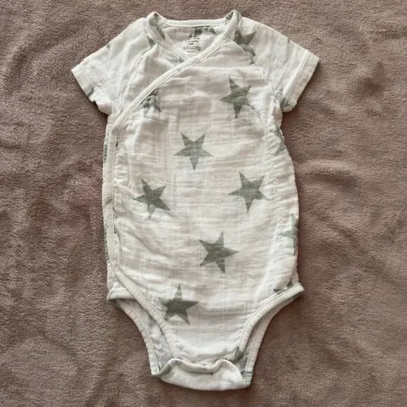 Aden + Anais Muslin Kimono Snap Bodysuit Star Print 6-9 Months Soft Baby Romper