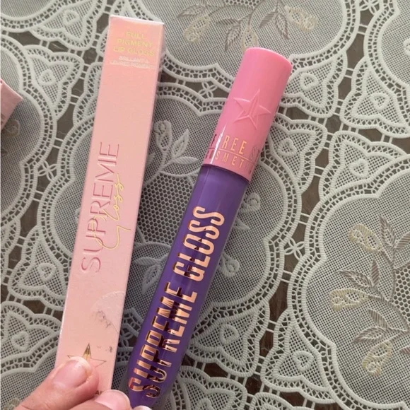 Jeffree star Purple Lip Gloss 2