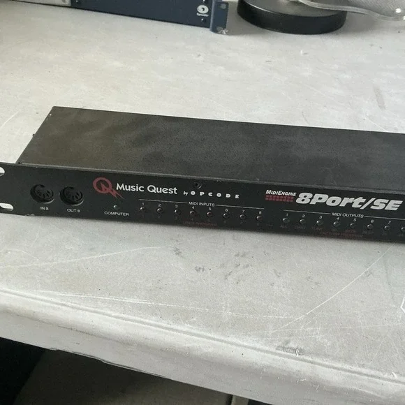 Opcode Music Quest Midi Engine 8 Port / SE Interface Patchbay‎ READ