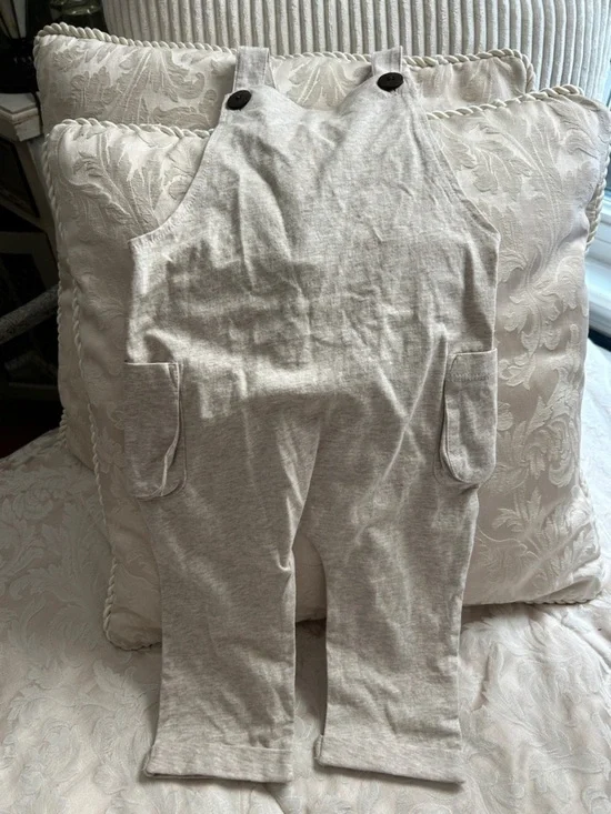 Milkbarn Oatmeal Color Cotton Overalls with Pockets. 6-12 months.