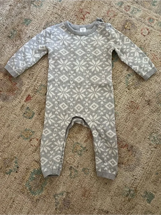 Nordstrom Baby Fair Isle Sweater Knit Romper | 12 Months | Gray Snowflake