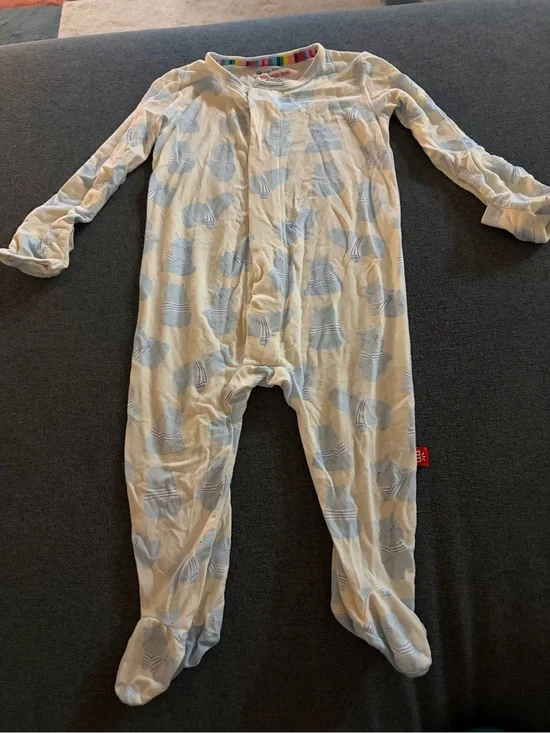 Magnetic Me Hippo Footies