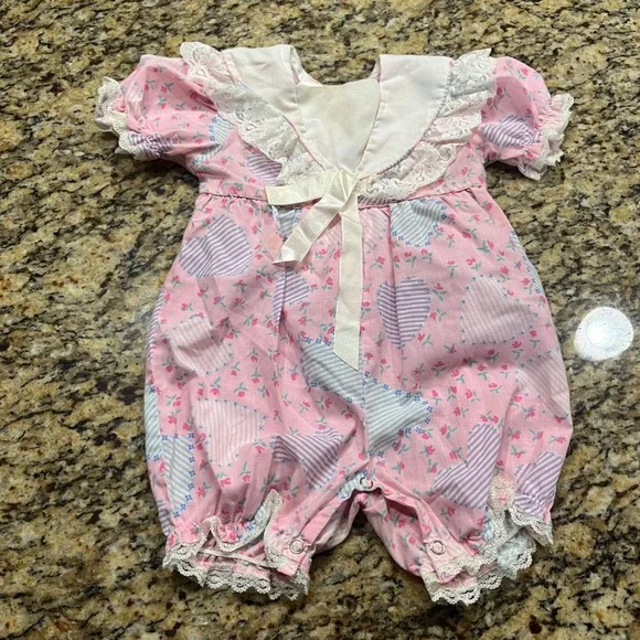 Broadway Kids Vintage Pink Floral Heart Bubble Romper Lace Collar 18M