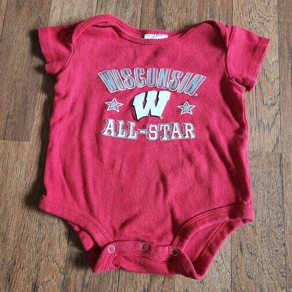 Rivalry Threads Wisconsin Badgers All-Star Baby Bodysuit Red 6-9M Cotton 492