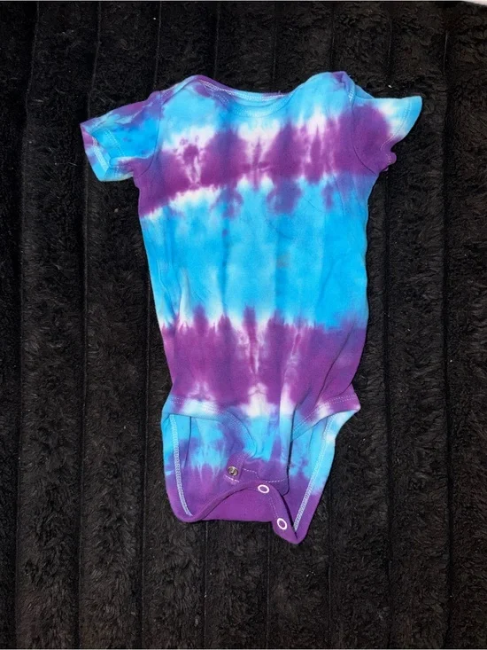Kids Tie-Dye One-Piece Bodysuit in Blue & Purple